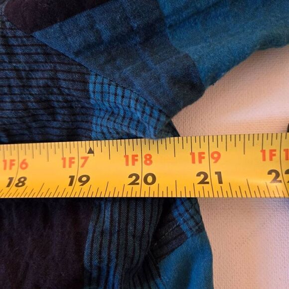 Habitat Women Plaid Printed Shacket Button Up Tunic Blouse Turquoise Black Small - Picture 7 of 11